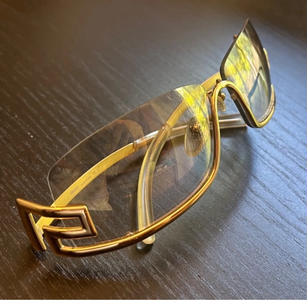 Authentic Vintage Versace Gold Sunglasses Y2K (B51 Italy)